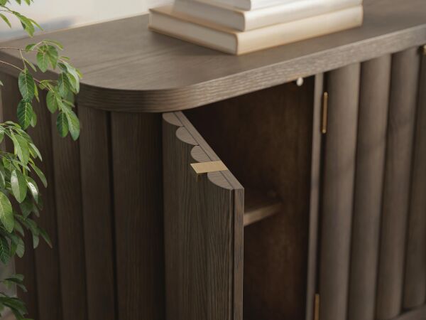 Darimore 71" TV Stand - Image 12