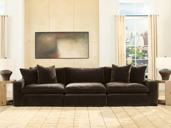 Maxton Heights 3-Piece Sectional Sofa - Image 2